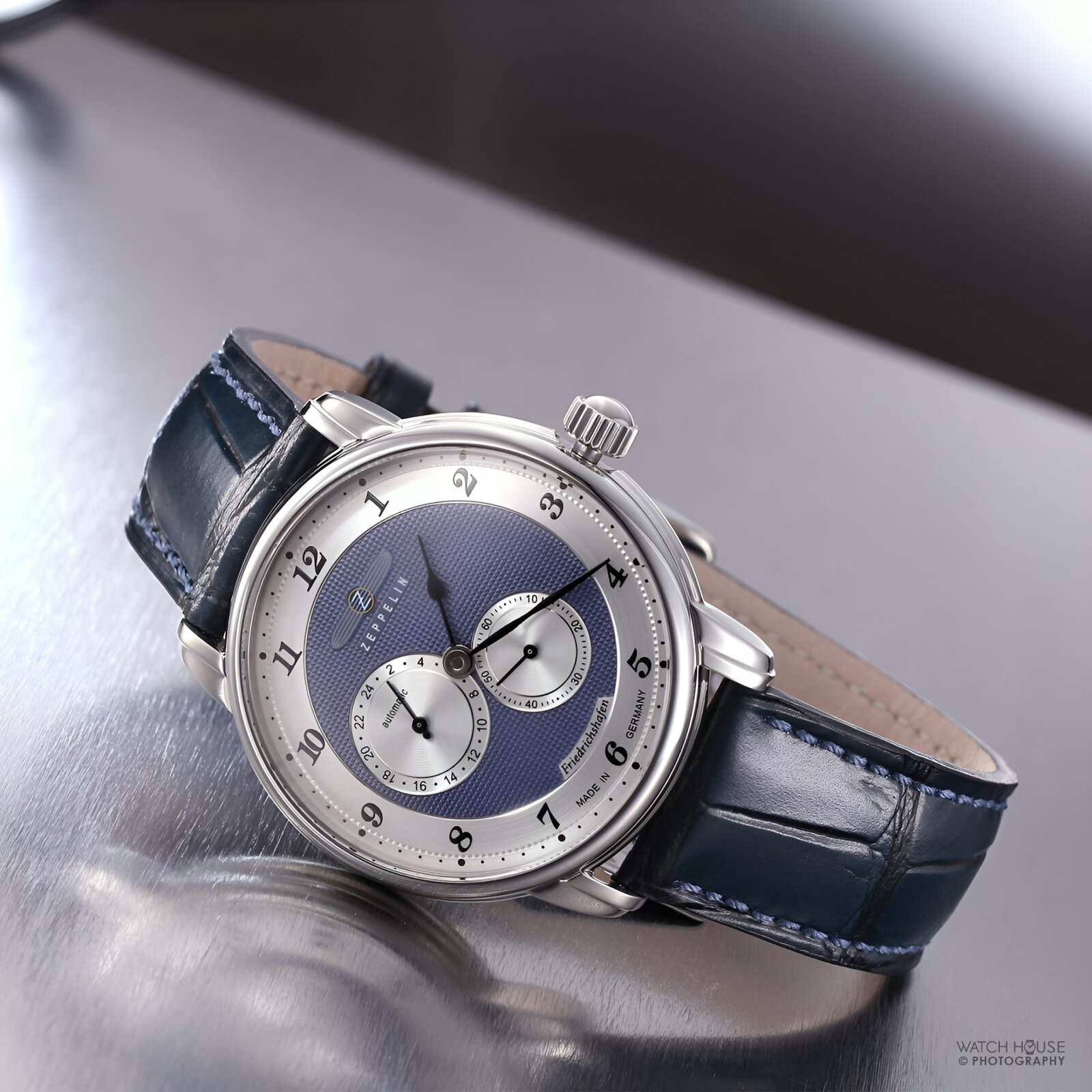 Zeppelin Friedrichshafen 8568-3 Automatic Decentralized second in blue
